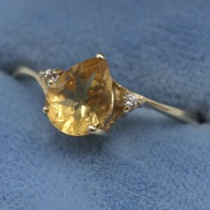 14k Solid Gold Topaz and Diamond Vintage Ring - Size 7